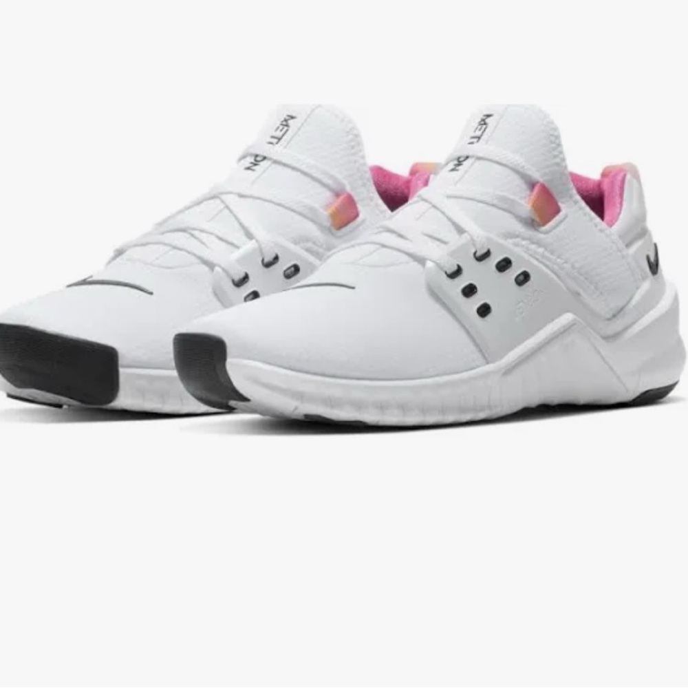 Nike womens metcon 2